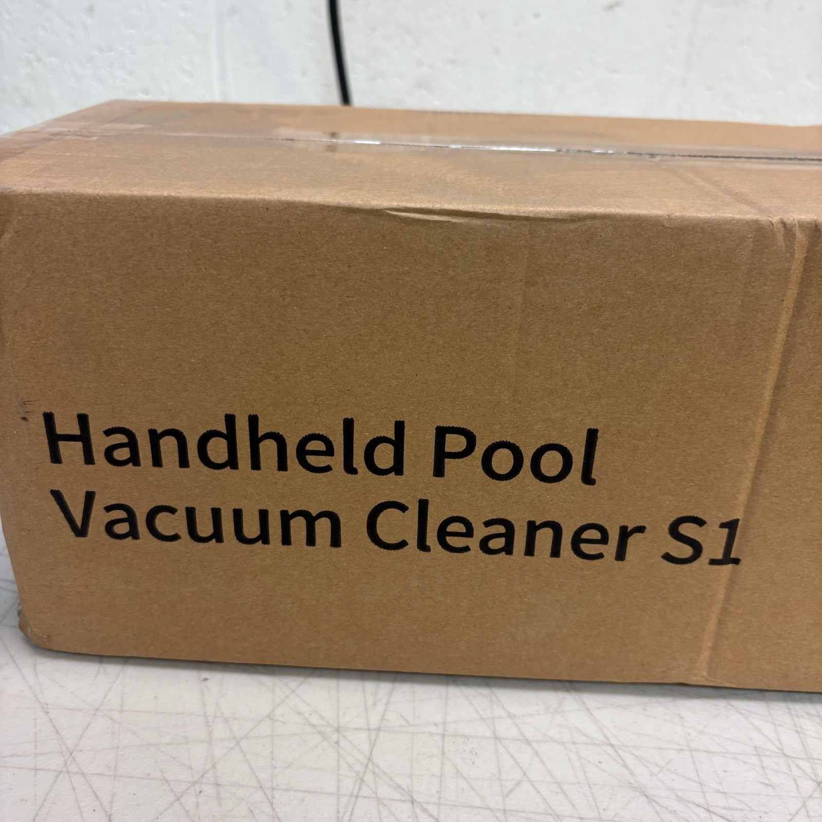 Lydsto Handheld Pool Vacuum w Telescopic Pole, Rechargeable, Strong Suction