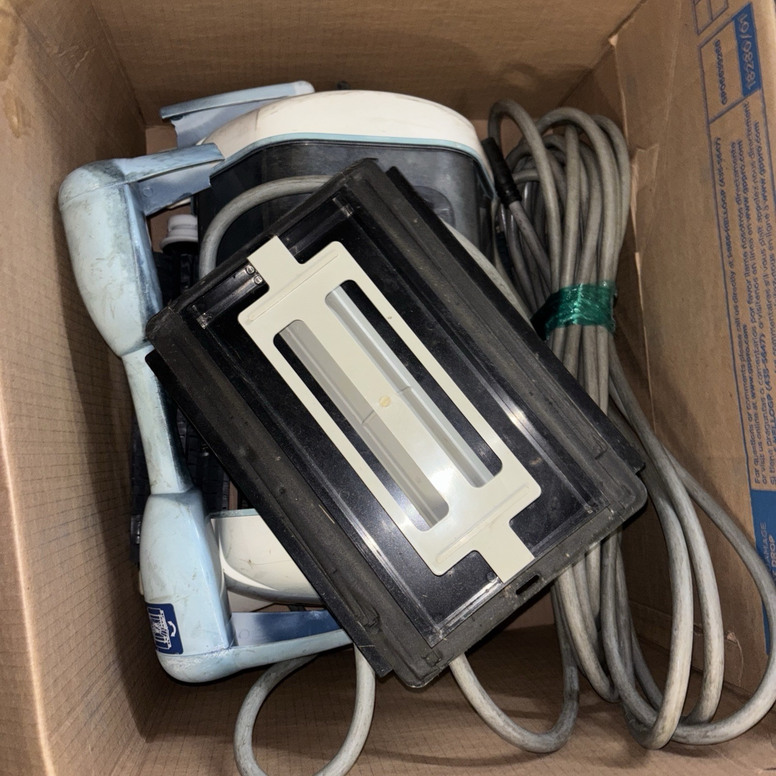 *FOR PARTS* Hayward TigerShark QC Robotic Pool Vacuum W3RC9990CUB –