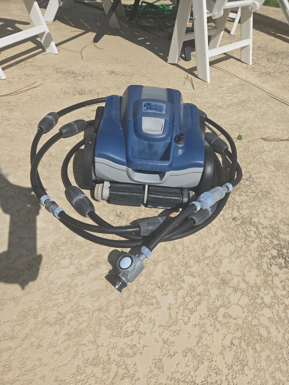 Polaris Quattro Sport Pressure Pool Cleaner w/ 31ft Hose, Wall Climbing