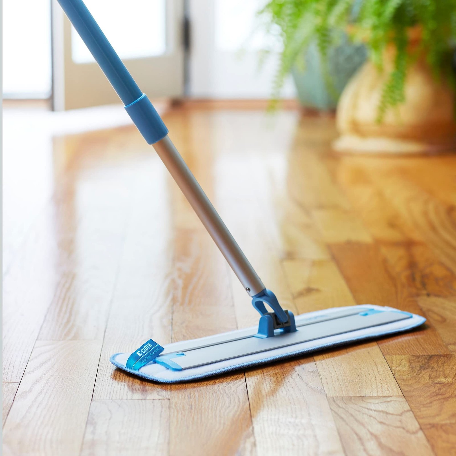 E-Cloth Deep Clean Mop with Extra Mop Replacement Head, Microfiber Mop, Perfe…
