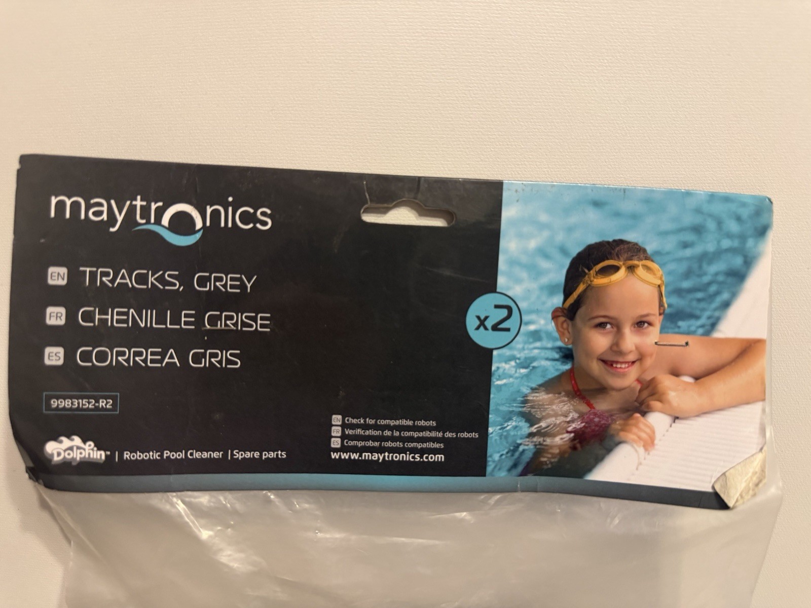 Genuine Maytronics Dolphin Grey Tracks (2-Pack) – Part #9983152-R2 + Brush Fins