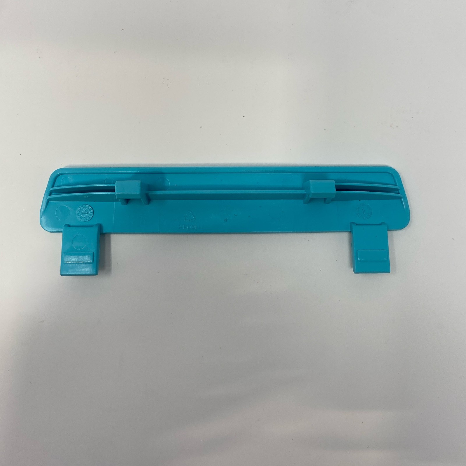 Maytronics Dolphin Active 10 Lid Latch Turquoise DL99830771