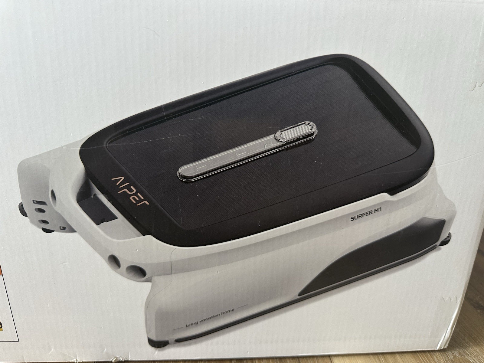 Aiper Surfer M1 Automatic Pool Skimmer Robotic Surface Cleaner Solar-Powered+App