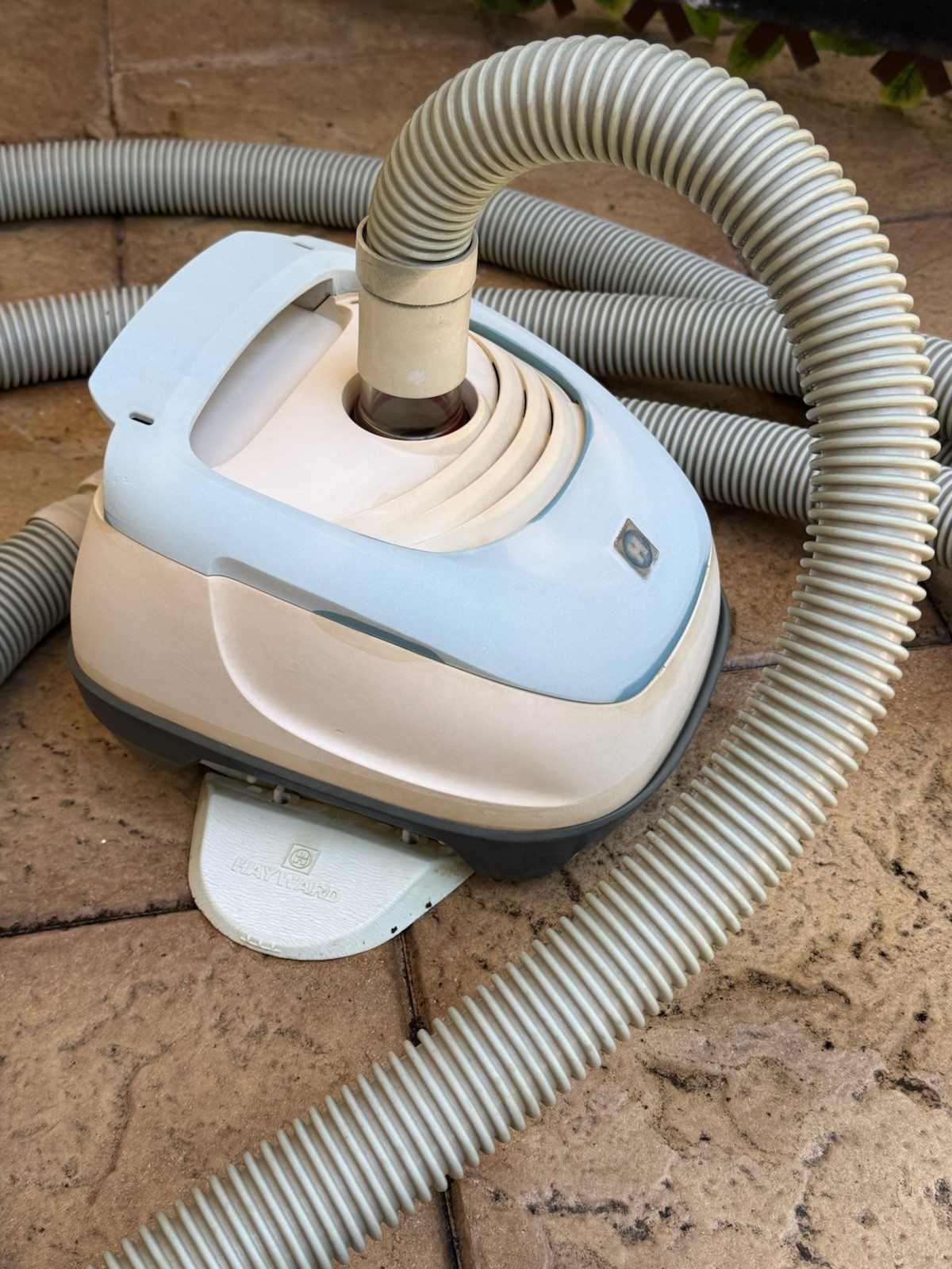 Hayward Pool Vac XL W32025ADC Suction In Ground Pool Cleaner Only