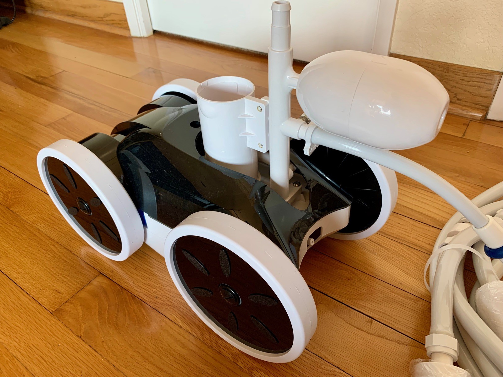 Amptyhub 4-Wheel Professional Pressure Side Sweeper Pool Cleaner