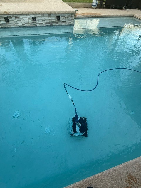Dolphin Explorer E25 WiFi Robotic Pool Cleaner Wall Climbing