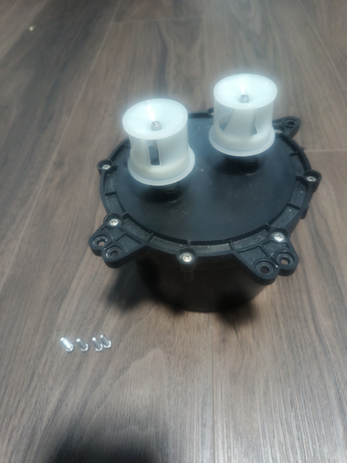 REPLACEMENT MOTOR Gosvor LiteVac 800 Cordless Robotic Pool Cleaner