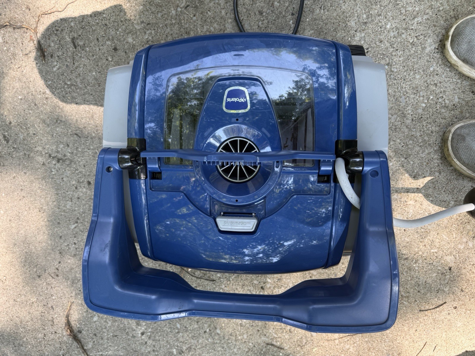 Polaris F8050 Robotic Pool Cleaner Blue/Gray Surface Control w/ Control Unit