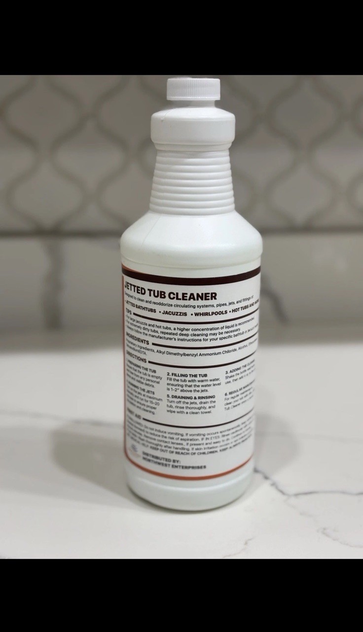Northwest Spa Jet Cleaner for Hot Tub $ Jetted Tubs 1 Year Supply 32oz