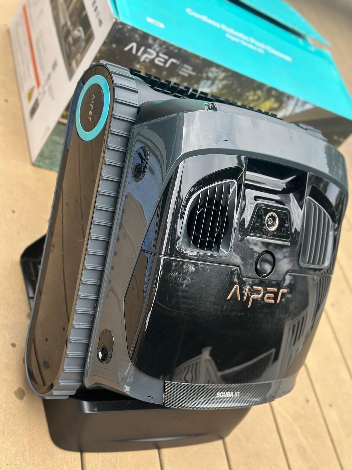AIPER Scuba X1 Cordless Robotic Pool Cleaner 6600 GPH High-Power Suction NEW