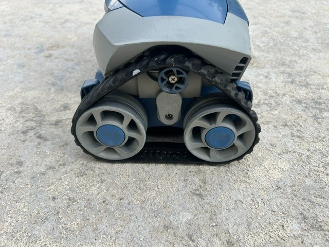 Zodiac Baracuda MX8 Suction Side Pool Vacuum Cleaner