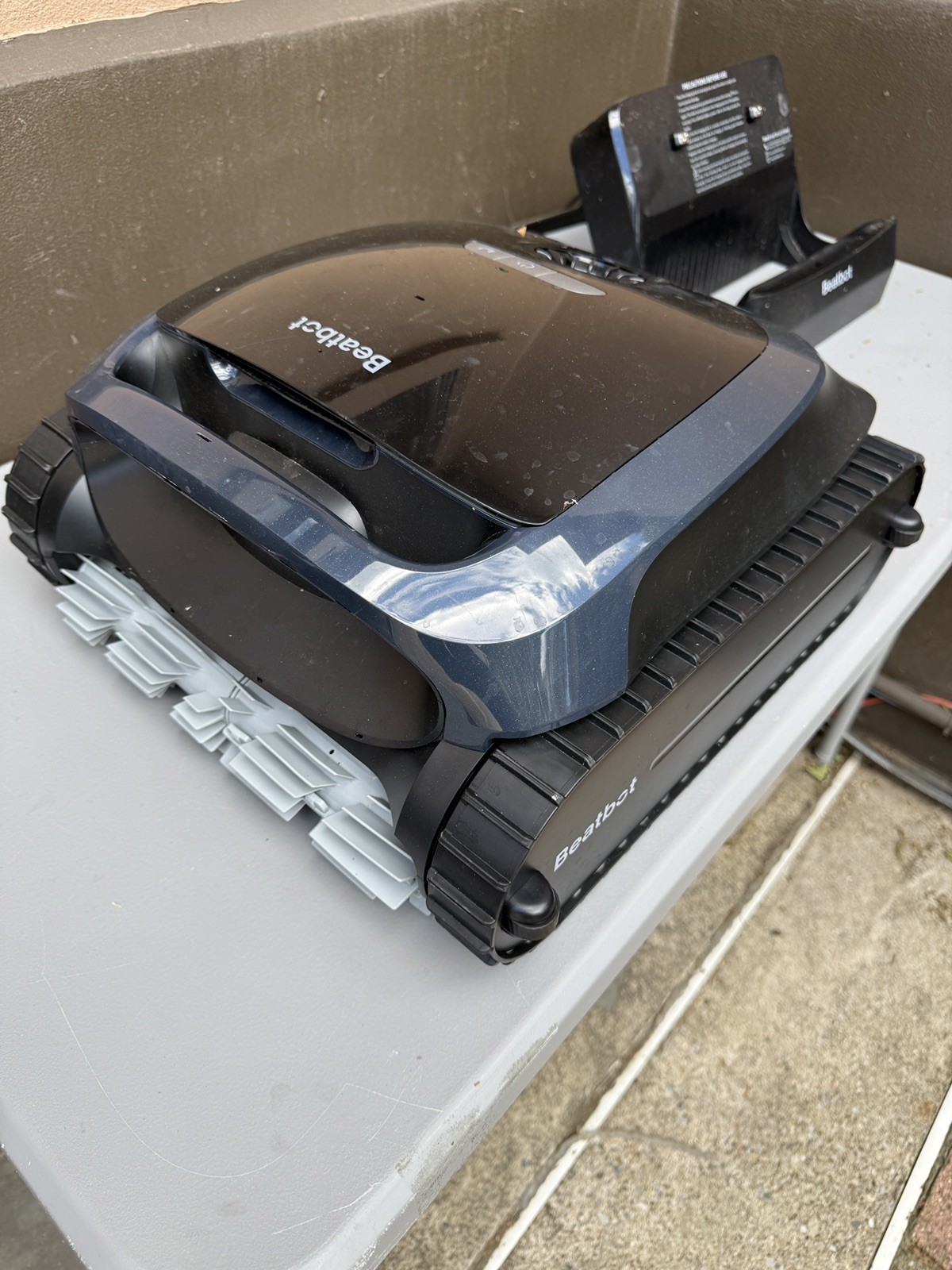 Beatbot AquaSense 2 Cordless Robotic Pool Vacuum Cleaner ( Used )