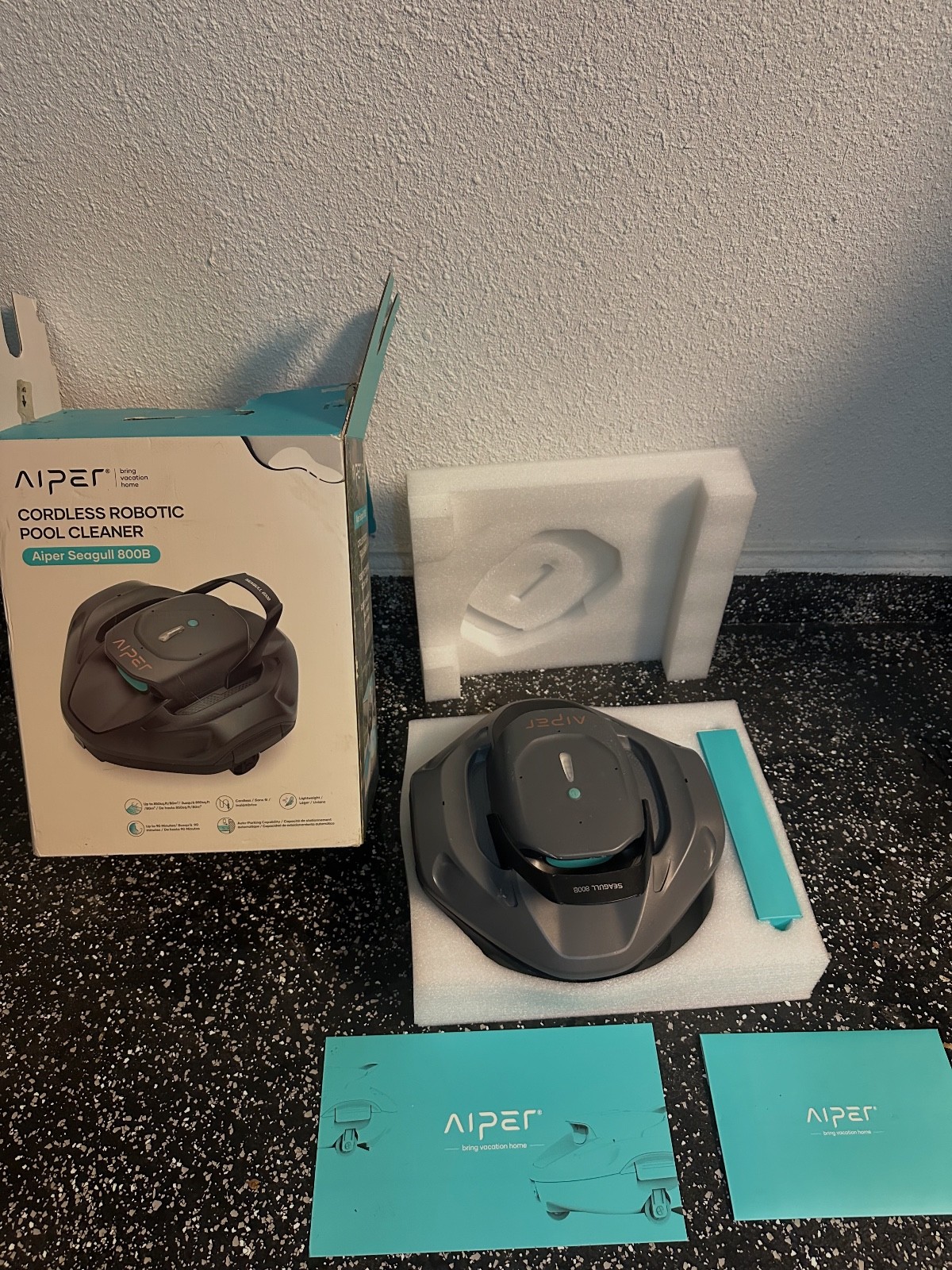 AIPER Seagull 800B Cordless Robotic Pool Cleaner ZT2001 Dark Gray NO CORD