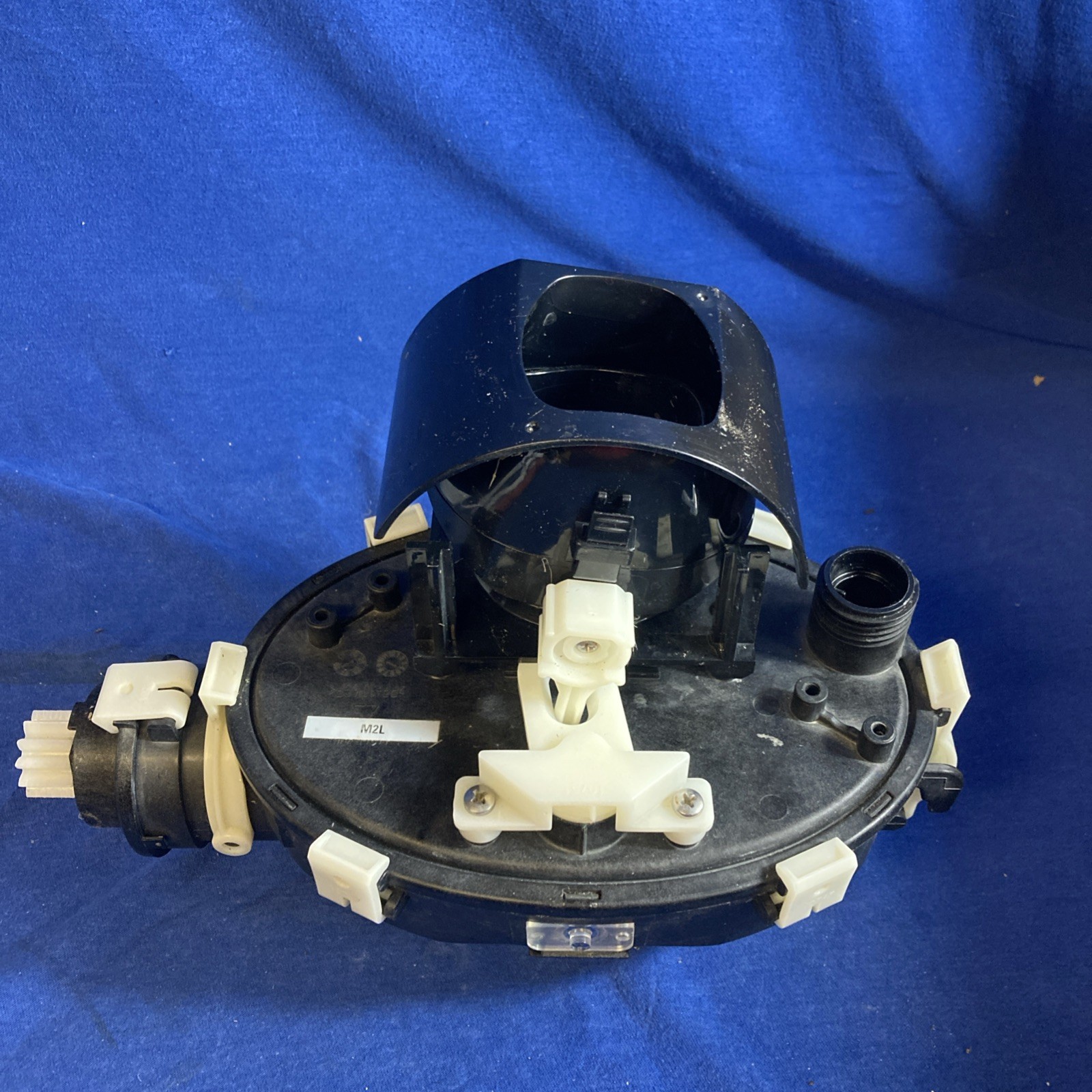 Maytronics Motor Unit 9995388 Dolphin/Pentair Robotic Pool Cleaner For Parts