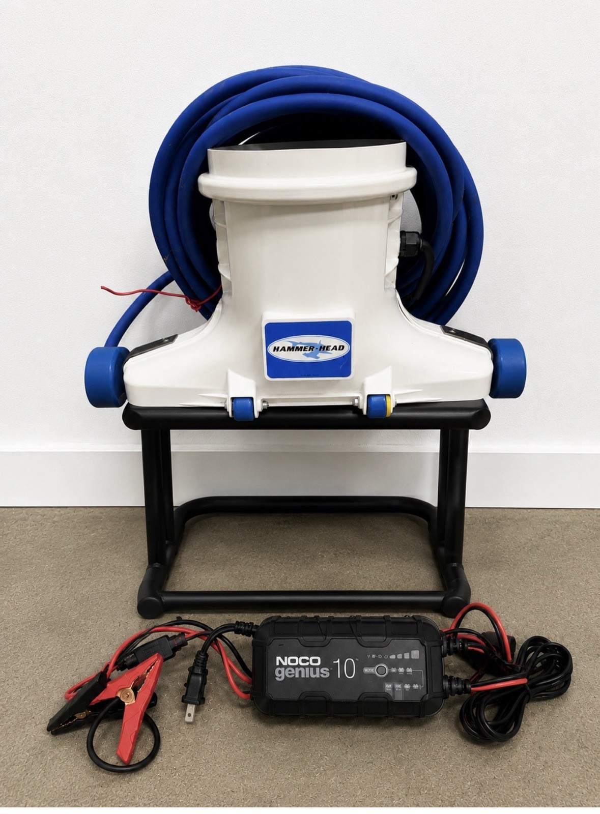 Hammer-Head Pool Vacuum w/ Hose, NOCO Genius 10 Charger, Portable 10 in