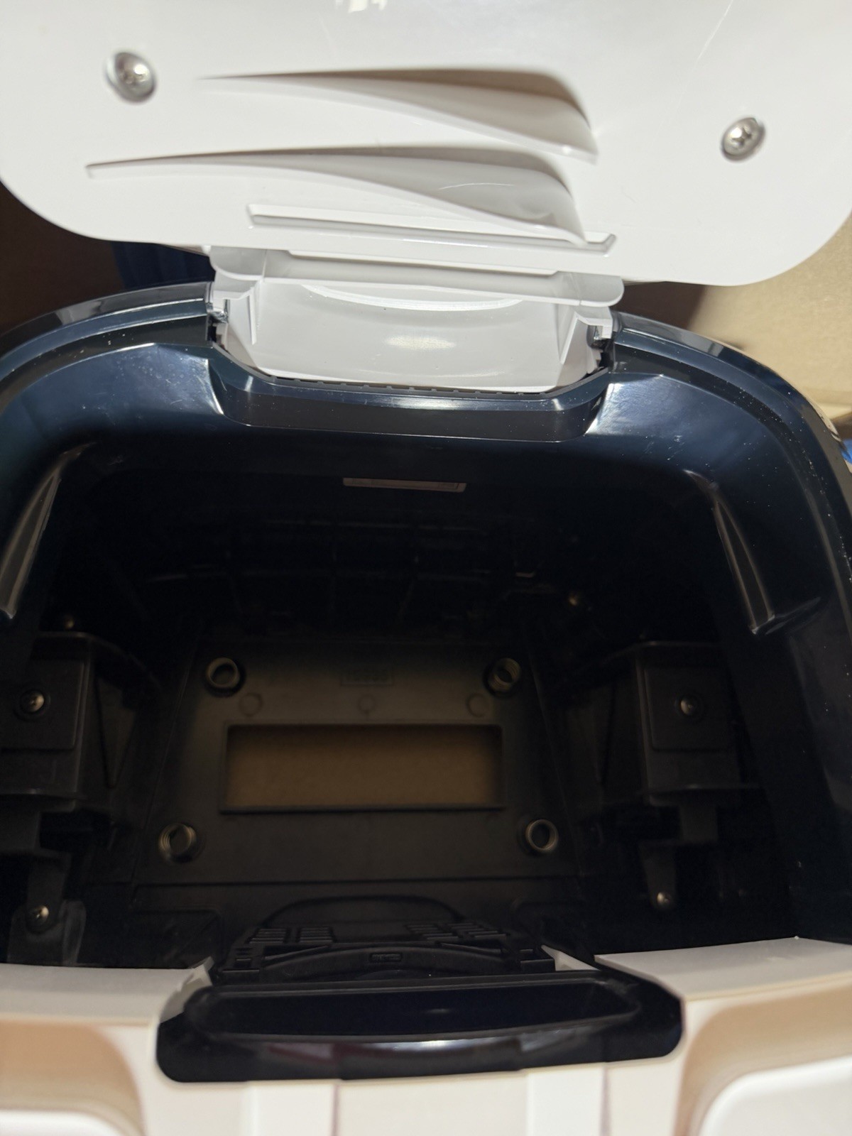 Maytronics Dolphin Explorer E20 Robotic Pool Cleaner (Used Once).