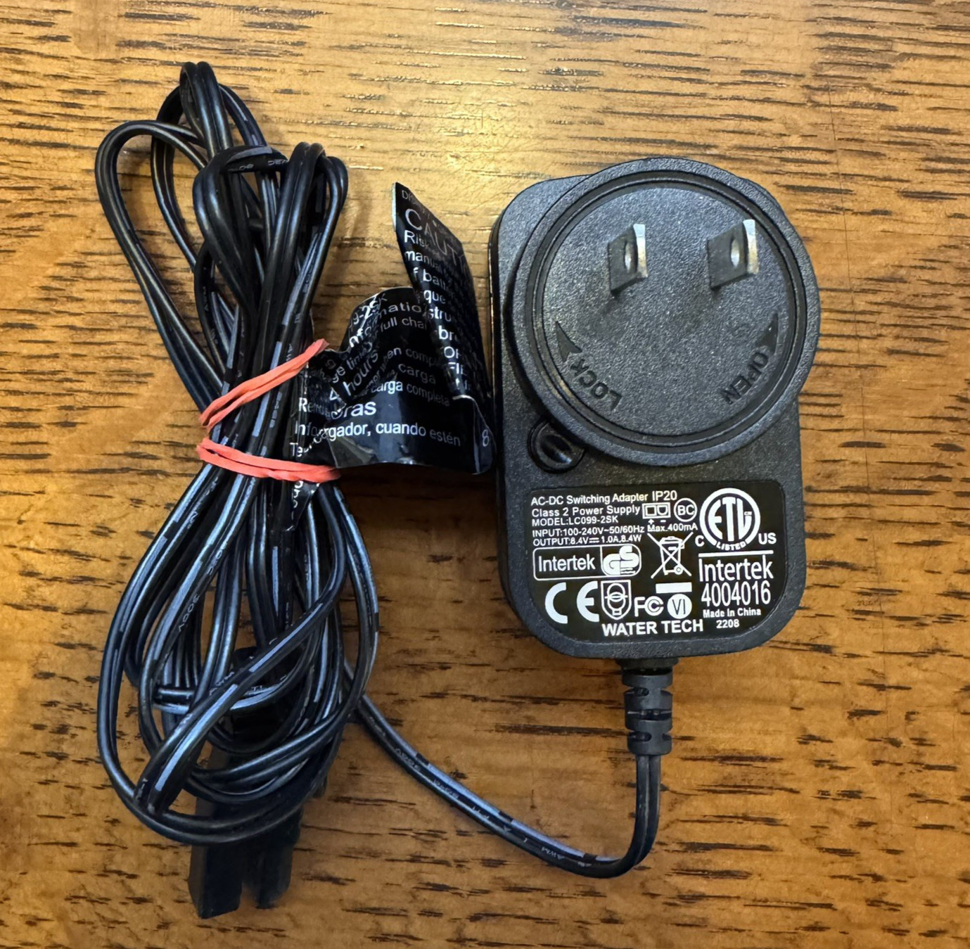 Water Tech Pool Blaster Charger LC099-2SK | 8.4V AC-DC Switching Adapter IP20