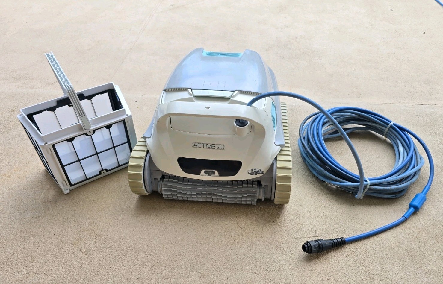 Dolphin Active 20 Robotic Pool Cleaner | Top Load Basket | Cable | No Power…