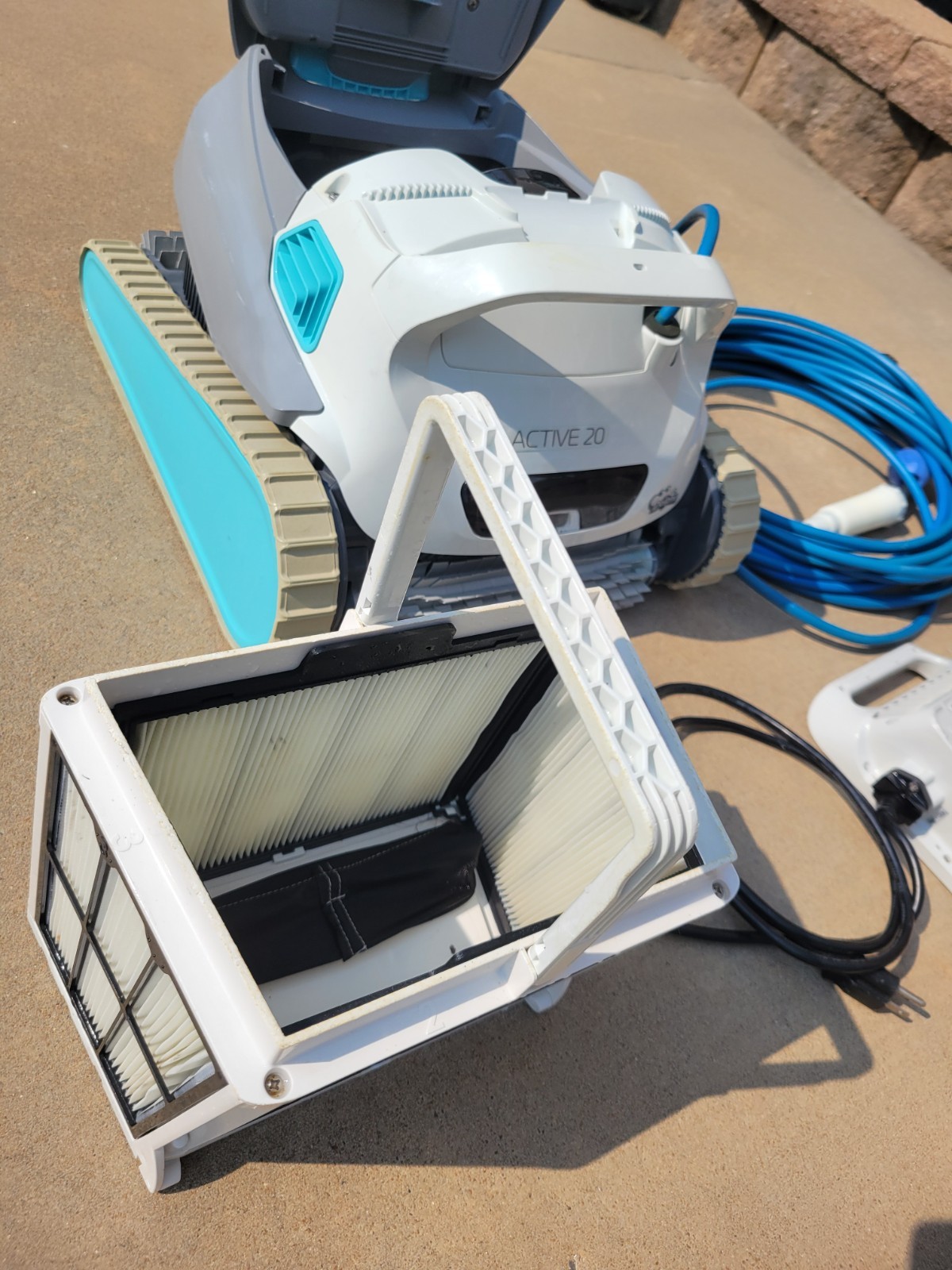 Dolphin Active 20 Robotic Pool Cleaner w/Power Supply NEW cable & NEW filters