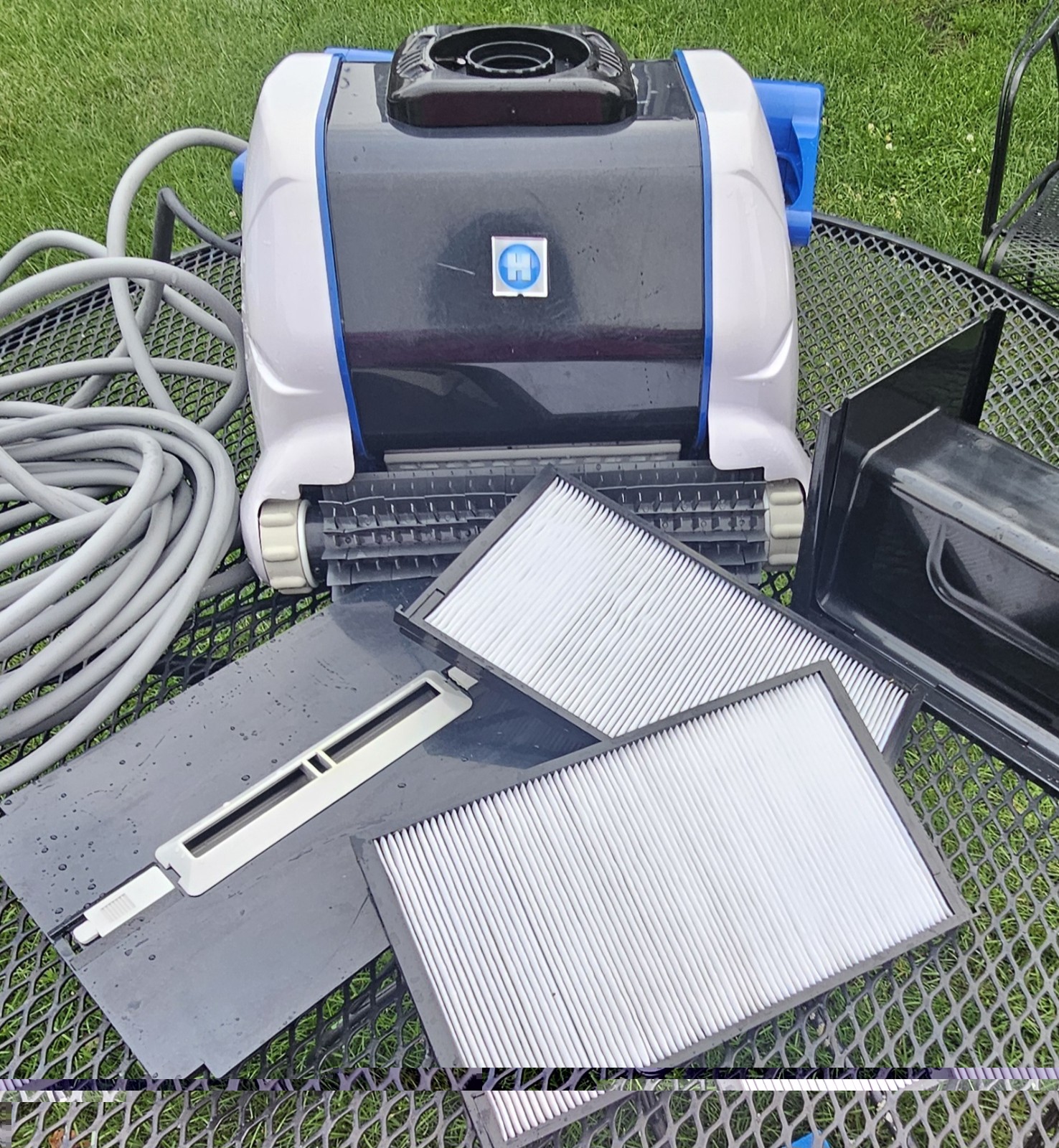 Hayward Tigershark QC In-Ground Robotic Pool Cleaner
