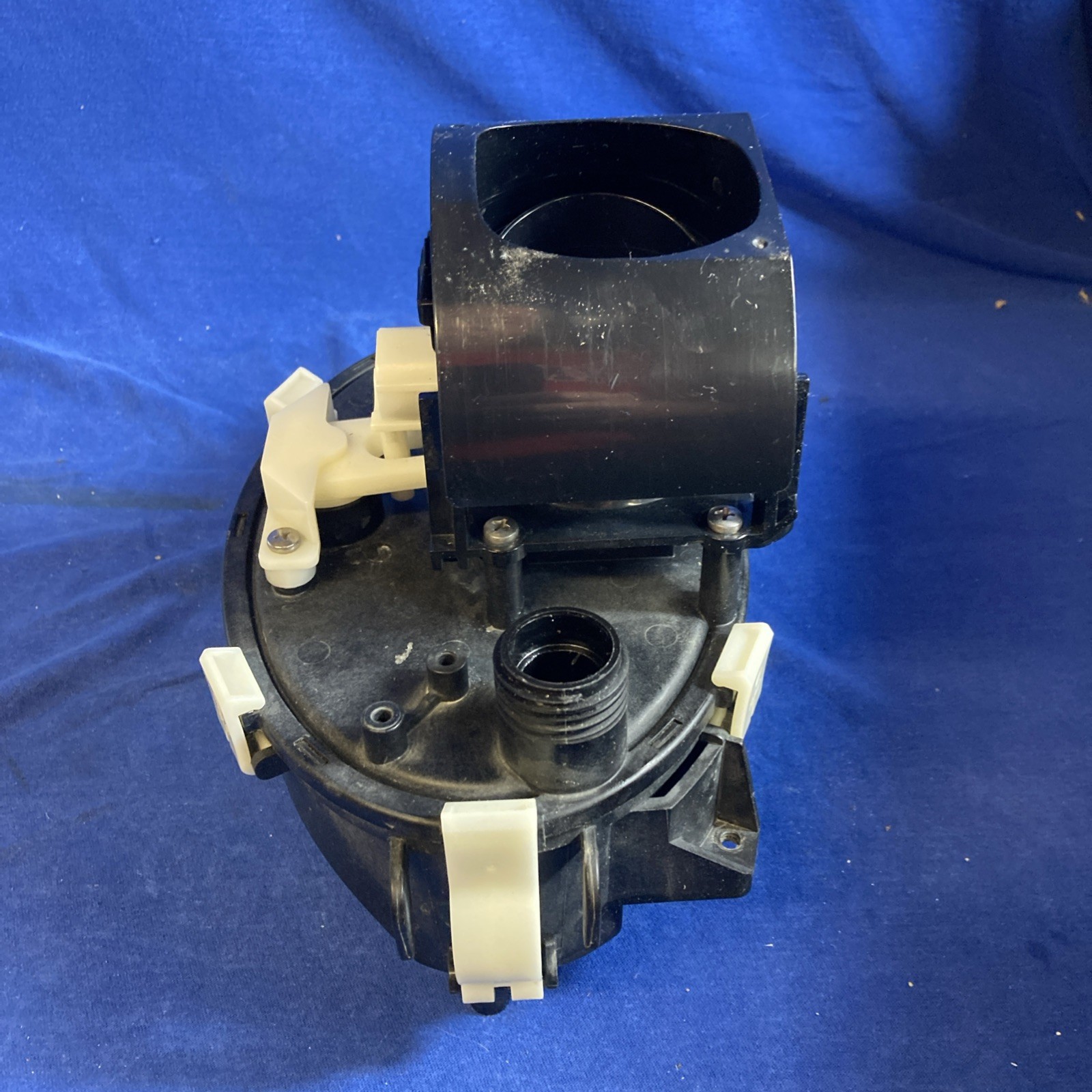 Maytronics Motor Unit 9995388 Dolphin/Pentair Robotic Pool Cleaner For Parts