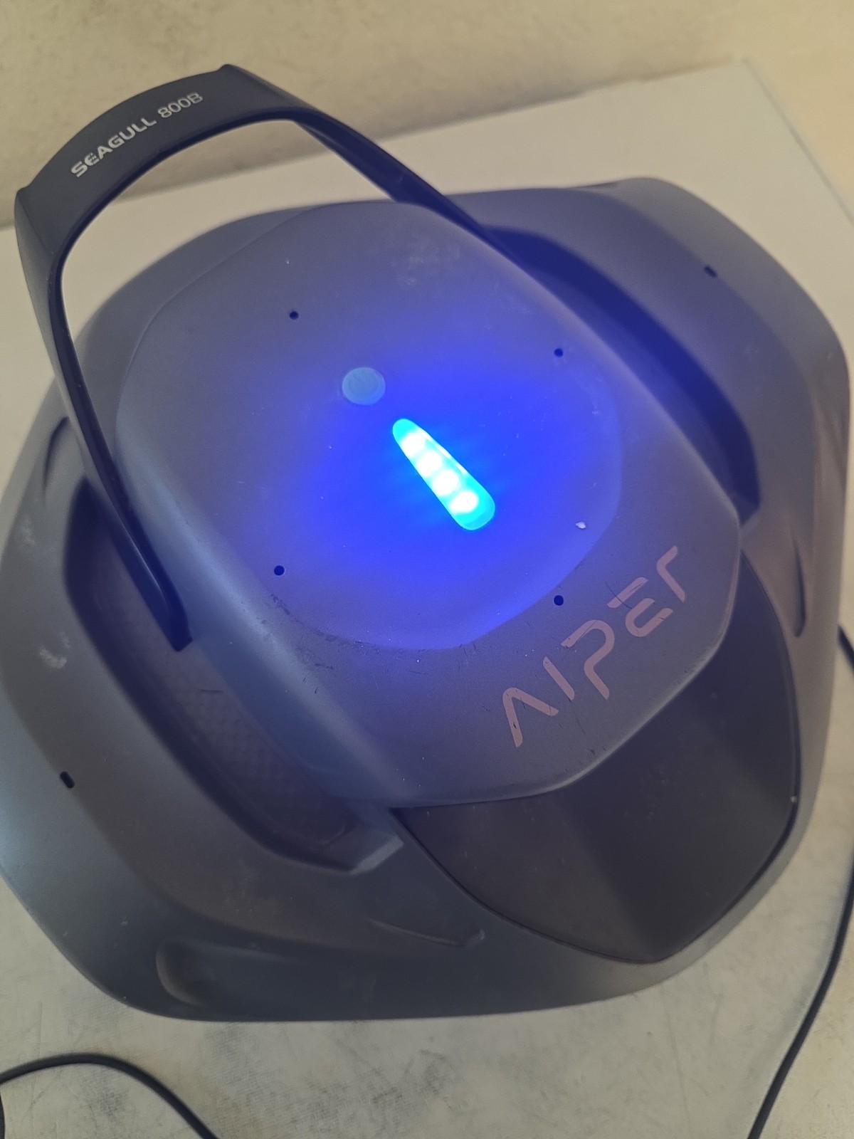 Aiper SEAGULL 800B Cordless Robotic Pool Cleaner Vacuum Above Ground Black