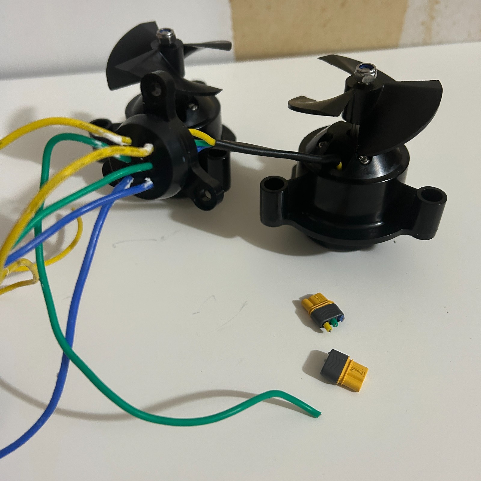 Seauto Shark Hydrus X New Cooling Fans w/ Connectors